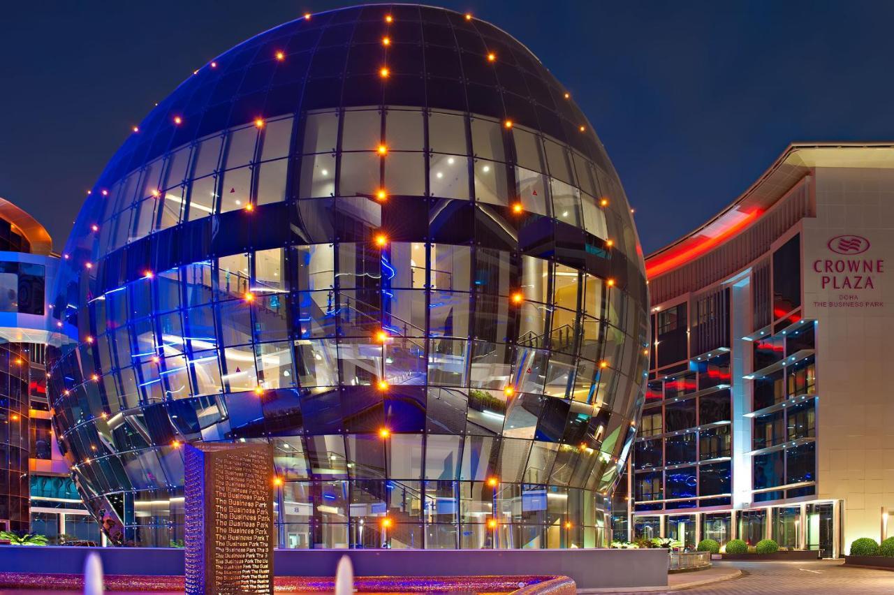 Crowne Plaza Doha - The Business Park By Ihg Hotel Exterior foto The Crescent, Dubai